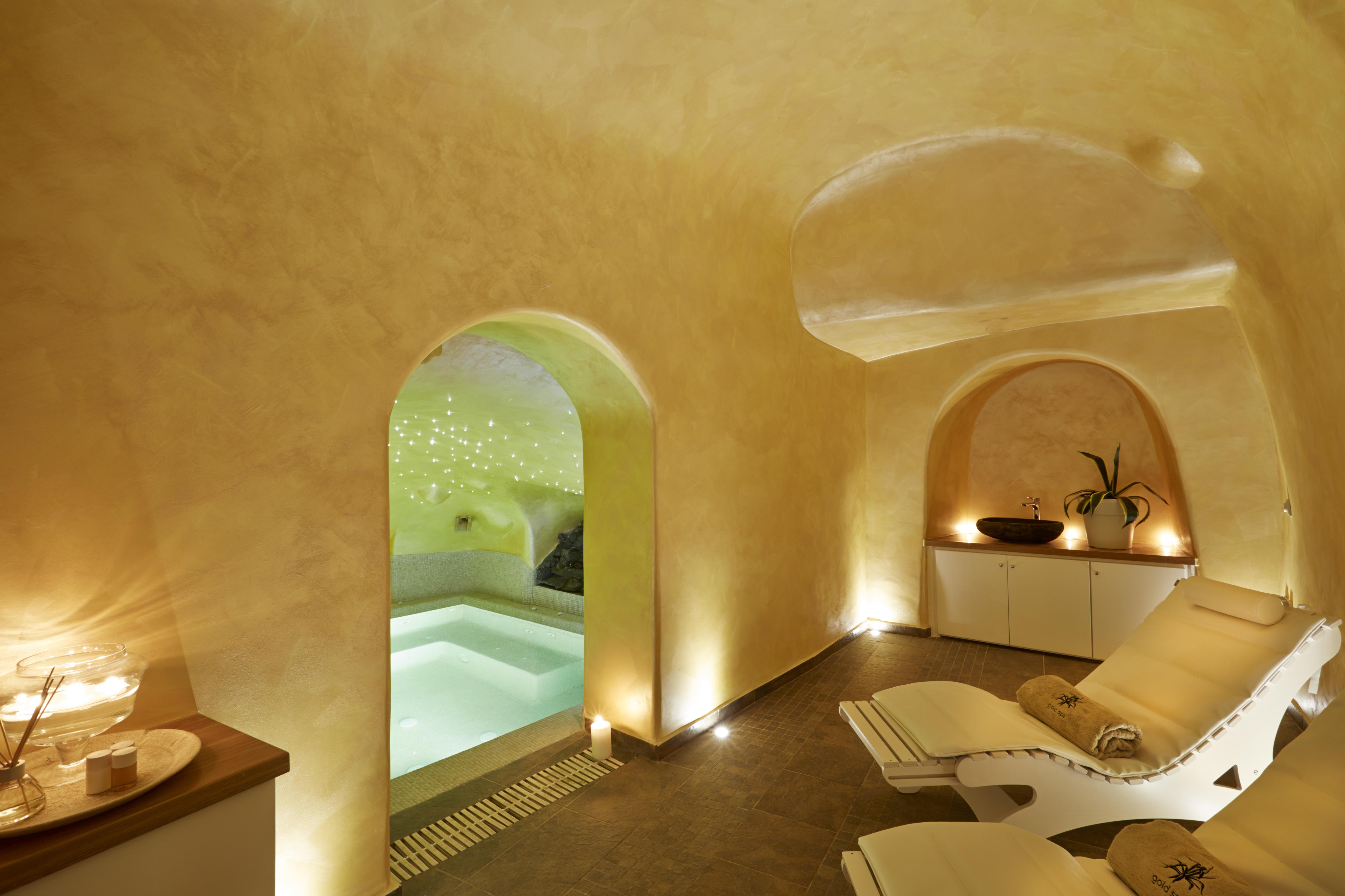 Andromeda & Hotel 4*